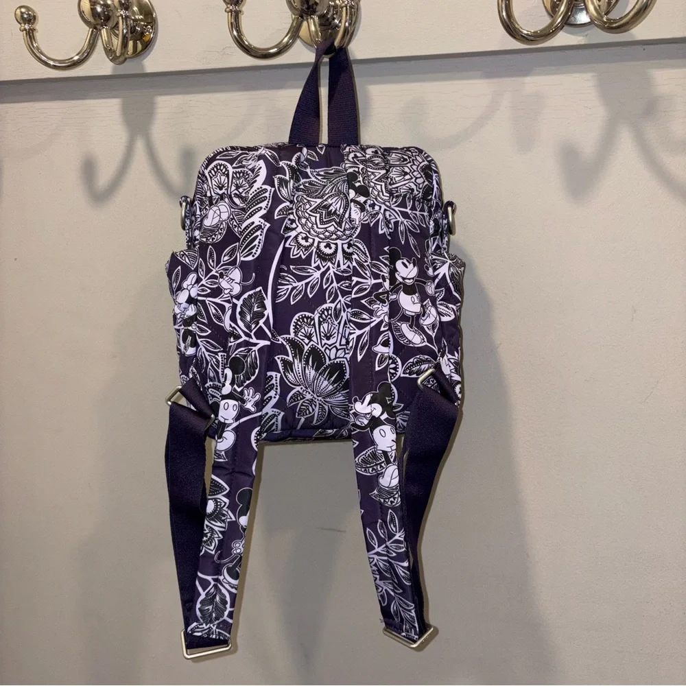 Vera Bradley carry this